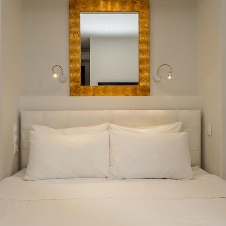 Dema's Luxury Suites Athènes Extérieur photo