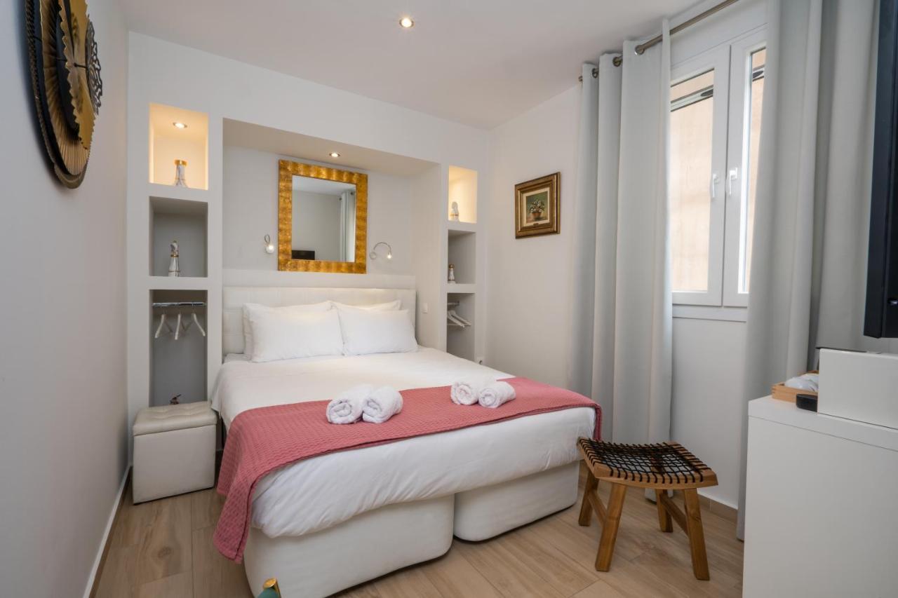 Dema's Luxury Suites Athènes Extérieur photo